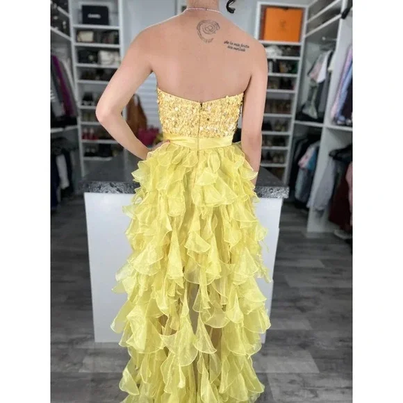 Sherri Hill Yellow Ruffle Organza Strapless Formal Gown $358
